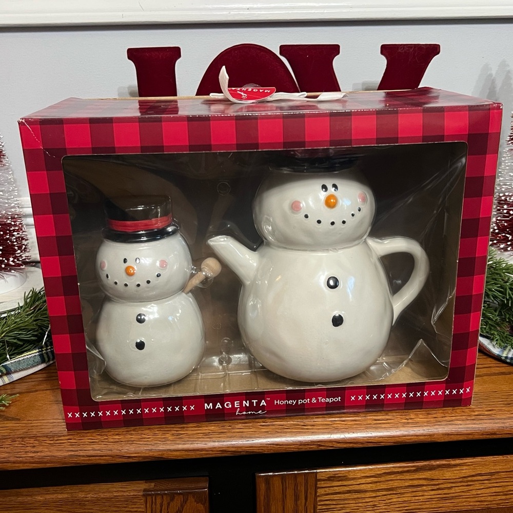 Magenta Snowman Festive Snowman Teapot and Honey Pot Set White, Black snowman ⛄️